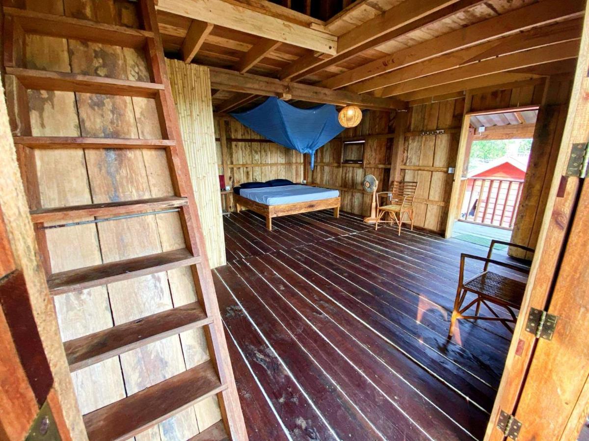 Dragonfly Guesthouse Koh Rong Sanloem Exteriör bild